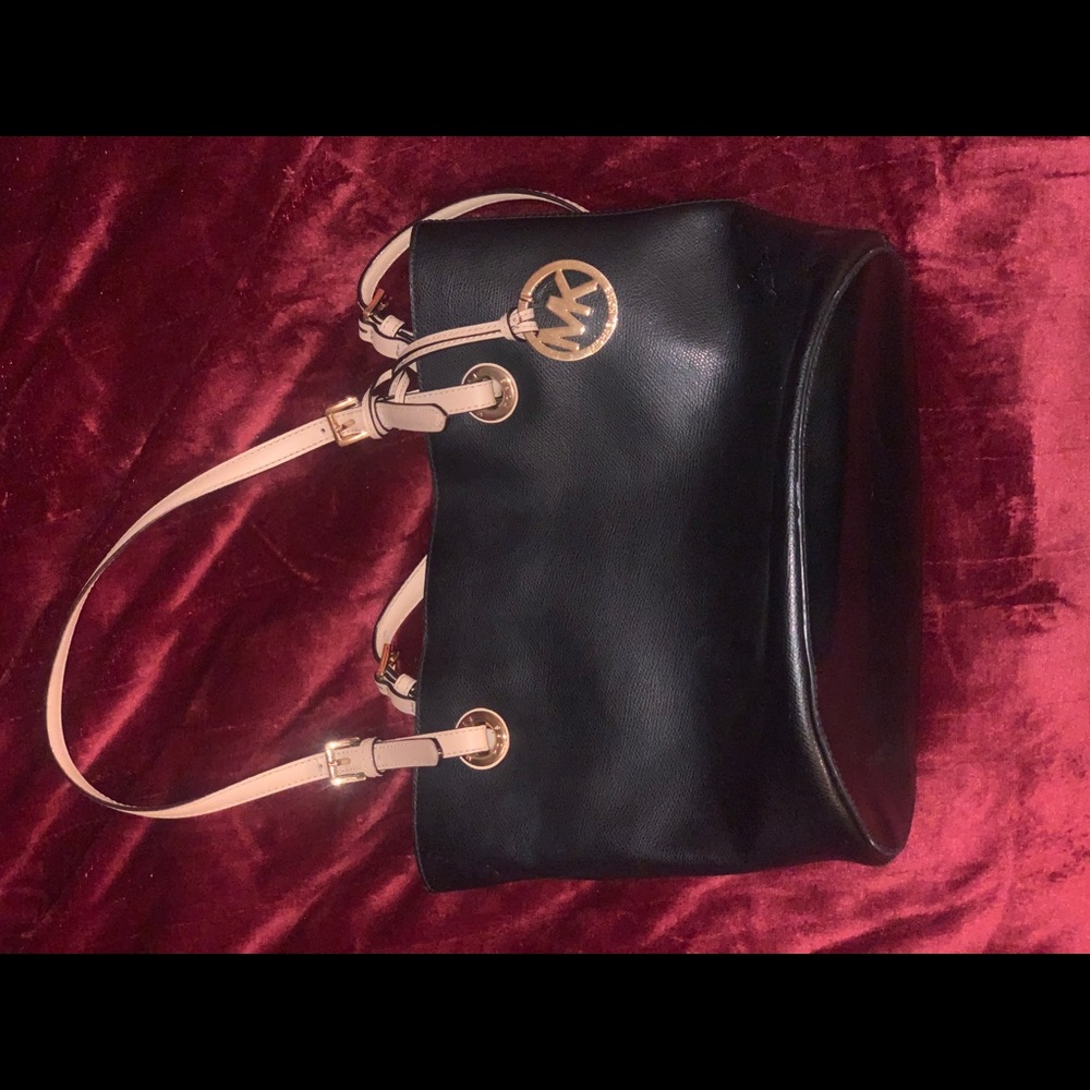 Black Michael Kors purse